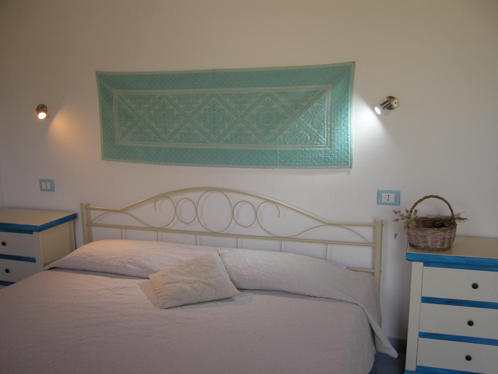 Addisora Appartamenti Cala Liberotto Room photo